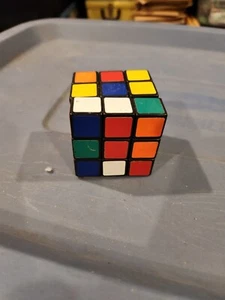 Vintage Rubiks Cube 3x3 Guanlong Yongjun Puzzle Toy Spin Game used - Picture 1 of 1