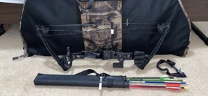 Black Barnett vortex lite bow and arrows for youth.  - Picture 1 of 2