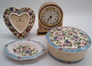 Lote de Trabajo Años 90 En Caja Wedgwood Floral Cúpula Reloj Caja Bandeja Marco Corazón Baratija Plato - Imagen 1 de 15