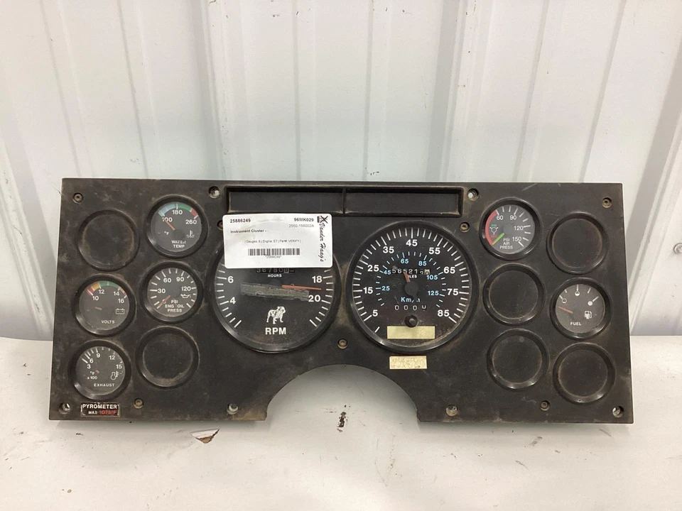Conjunto de instrumentos velocímetro 1991-2000 Mack CH600 - Usado | P/N 57MR49M - Imagem 1 de 4