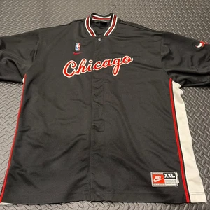 Camiseta deportiva vintage de tiro con botones a presión de los Chicago Bulls Nike años 90 Jordan - Imagen 1 de 12