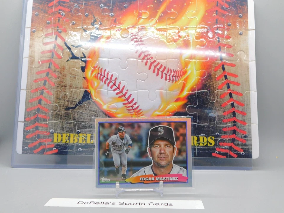 Edgar Martinez 2022 Topps Archives 1988 Big Foil #88BF-32 HOF Mariners - Image 1 of 2