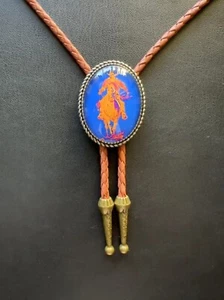 Vintage Western Cowboy on Horse Bolo Tie for Men Wedding Necklace Leather Cord - Picture 1 of 6