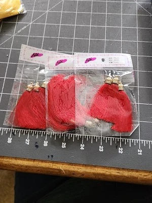 Lote de borlas para manualidades Foto 1 de 2