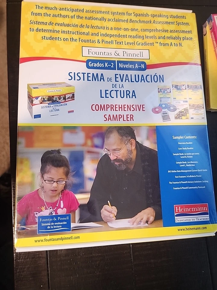 Heinemann Fountas & Pinnell Sistema de Evaluación de la Lectura SAMPLER, G-K-2 - Image 1 of 1