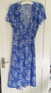 GAP Blue & White Wrap Sze Large 14 16 Floral Midi Ditsty Cottage Tea Dress BNWTS - Picture 1 of 4