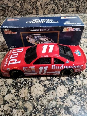 Bill Elliott #11 Budweiser 1993 Ford Thunderbird Bank 1:24th Scale Busch Series - Image 1 of 4