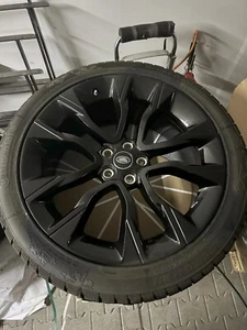 Roues hiver jantes Range Rover / Sport L405 L494 275/40 R22 pouces Continental - Photo 1/5
