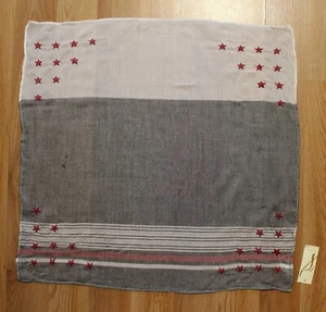 Nueva Colección XIIX Estrellas y Rayas Cuadrada Bandana Bufanda Nueva con Etiquetas #CE15 - Imagen 1 de 1