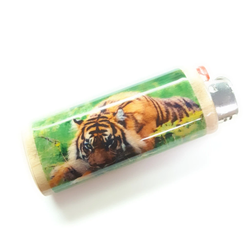 Funda con soporte para encendedor Tiger para encendedores Bic Foto 1 de 4