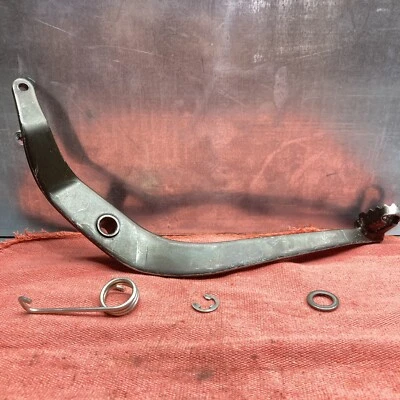 Yamaha PW80 PW 80 2006 Y-Zinger palanca de pie de pedal de freno trasero con herrajes Foto 1 de 4