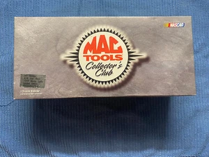 MacTools Jeff Gordon #24 Star Wars 1999 Monte Carlo 1/24 DieCast Action Free Shp - Picture 1 of 6