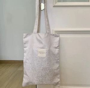 CHANEL Beaute Glitter Shine White Tote Bag Holiday Limited with Gift Box - Picture 1 of 5