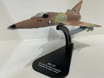 Kfir C7 Israel Air Base Arava Guardian Hatzerim IAF 1:100 Avión diecast Italeri Foto 1 de 4