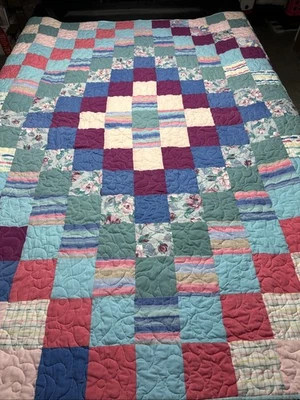 Vintage Handmade Queen size quilt Patchwork Square Diamond pattern 80x82 Inches - Image 1 of 4