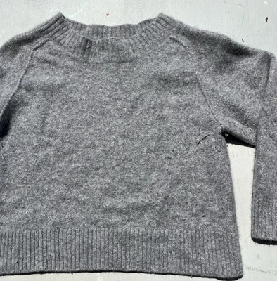 Женский свитер VINCE серый твердый M опрятный кашемир v-образным вырезом роскошь Normcore урожай - Изображение 1 из 4