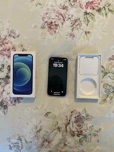 Apple iPhone 12 - 64GB - niebieski (odblokowany) 78% bateria, aparat ma trudności z ustawianiem ostrości - Zdjęcie 1 z 8