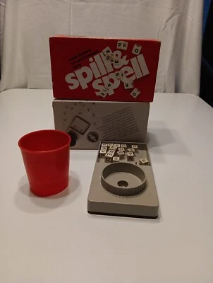 Vintage 1972 Parker Brothers Spill and Spell 14 Cubes 2 Dice Crossword Game  - Image 1 of 4