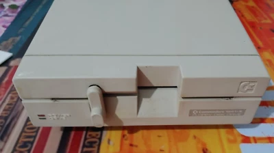 Commodore 1541 II (+ Netzteil & Serial) works 64 Disklaufwerk 005121 8-bit - Bild 1 von 4