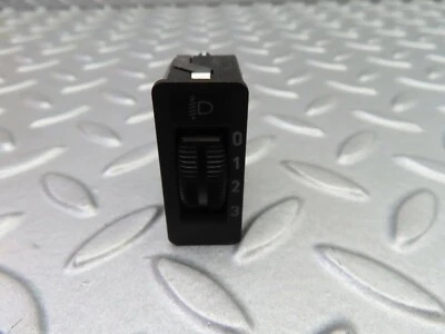 Interruptor de nivel de faros Mercedes-Benz W126 380SE 0008000773 Foto 1 de 4