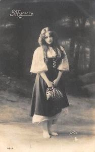 CPA CELEBRITE / MIGNON /ARTISTE DE CABARET / FEMME 1900 / ART NOUVEAU - Picture 1 of 1