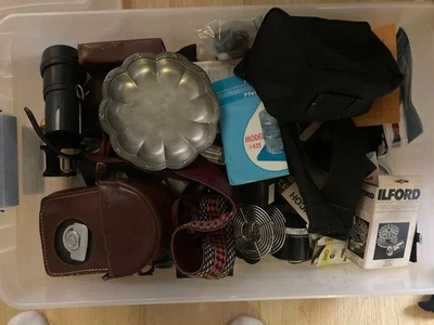 Box of Photo Bits Sale-#4................NO RESERVE!!!!! - Image 1 of 4