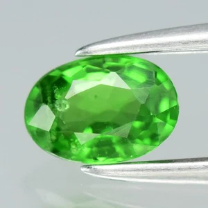 💎 Granate tsavorita verde ovalado ovalado de 0,38 quilates 5,2 x 3,5 mm VS - Piedra preciosa de Tanzania - Imagen 1 de 4