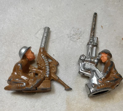 Lote de 2 piezas originales de plomo Manoil artillero antiaéreo soldado juguete figuras del ejército Foto 1 de 4