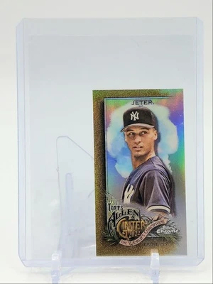 DEREK JETER 2022 TOPPS ALLEN & GINTER GOLD CHROME MINI YANKEES /50 Q0902 - Image 1 of 2