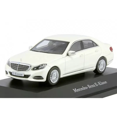 KYOSHO Mercedes-Benz Clase E (W212) BLANCO (DISTRIBUIDOR) 1:43*¡Nuevo! RARO! Foto 1 de 4