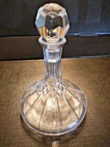 Wedgwood Clear Crystal Ship's Decanter & Stopper Cut Diamonds & Vertical Lines - Picture 1 of 10