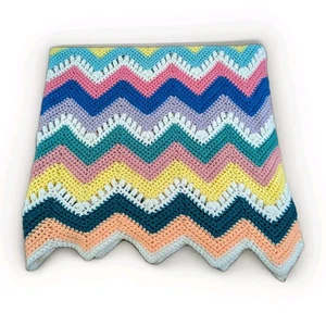 Vintage Handmade Crochet Afghan Throw Blanket Zig Zag Chevron Grannycore 43x46" - Picture 1 of 8