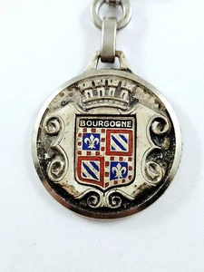 PORTE-CLES - Augis - Souvenir BLASON BOURGOGNE sur PARCHEMIN - Métal ÉMAILLÉ - Bild 1 von 3