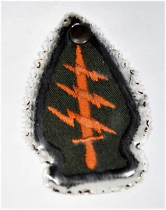 Vietnam US Army Special Forces Pocket Hanger - Picture 1 of 2