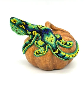 Indigenous Huichol Mixarika Mexican Hand Beaded Lizard Gourd Folk Art Pottery - Picture 1 of 16