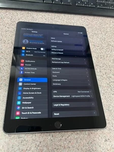 Apple iPad 5th Generation 32gb WIFI  9.7"  PLEASE READ DESCRIPTION  124554-1 - Picture 1 of 4