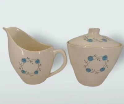Juego de azúcar y crema vintage MCM EE. UU. cerámica flores azules años 50 como está Foto 1 de 4