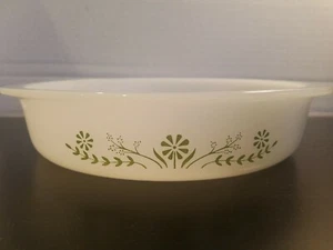 Plato redondo para hornear pasteles Glasbake Primrose Dream de colección 8 x 8,25 x 2 - Imagen 1 de 12