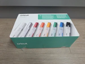 Cricut Materials Starter Bundle for Explore 3 / Maker 3 8002452 - New and Sealed - Picture 1 of 3