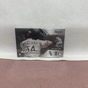 2003 Flipp Sports Booklets #14 Paul Konerko Factory Sealed MLB Authentic Sticker - Picture 1 of 2