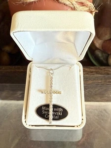 Swarovski Crystal Elements Cross Pendant Necklace With Leather Gift Box - Picture 1 of 4