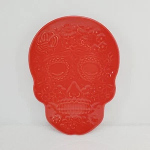 halloween FIESTA embossed skull and vine PLATE scarlet red VERY limited 9-3/4" - Picture 1 of 4