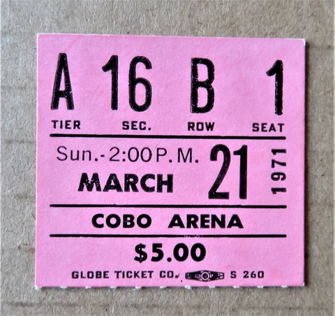Detroit Pistons vs Chicago Bulls Ticket stub Mar 21,1971 - COBO Arena Cover