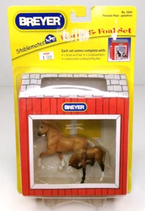 Breyer Stablemates Horse & Foal Set No. 5604 Peruvian Paso - Palomino 1:32 Scale - Picture 1 of 8