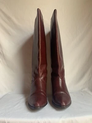 botas etienne aigner Foto 1 de 4