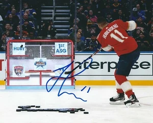 Signed  8x10 Jonathan Huberdeau Florida Panthers Autographed Photo - COA - Picture 1 of 1