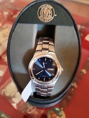 Citizen Eco Drive Men's Watch E100-k17535 - Image 1 of 4