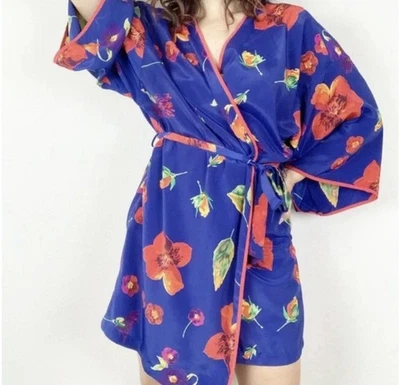 Natori Natorious Blue & Red Floral Lightweight Gown And  Robe NWOT 1X/2X  Rare - Image 1 of 4