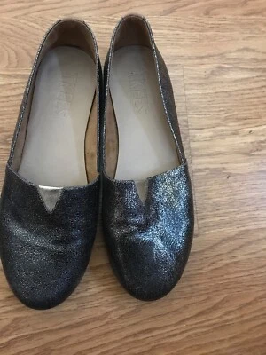 TKEES Womens Black Copper Metallic Leather Slip On Loafers Shoes Flats Size 9 - Image 1 of 4