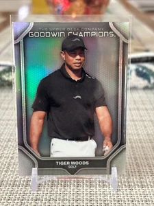 2024 Upper Deck Goodwin Champions #2 Tiger Woods (arco iris) - Imagen 1 de 2